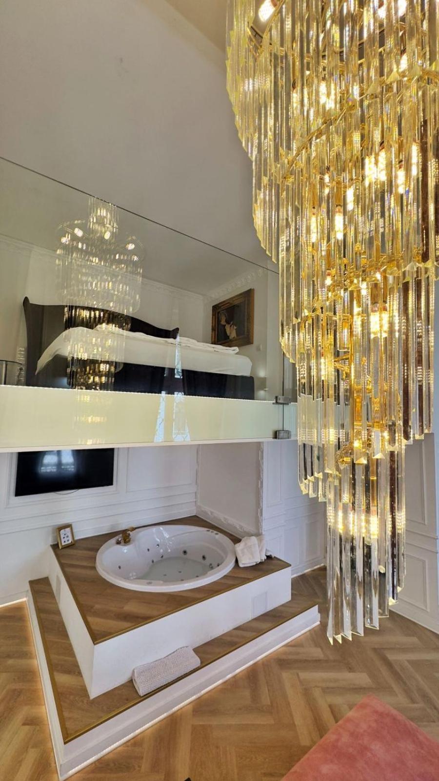 Apartment Jacuzzi Opera Budapest